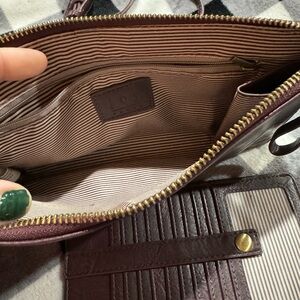 Crossbody slim purse